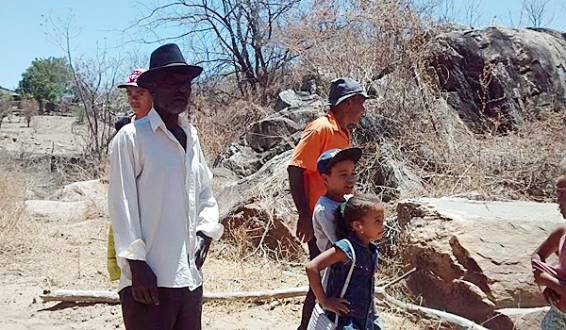 População da zona rural é castigada pela estiagem prolongada – Foto: Mônica Miranda