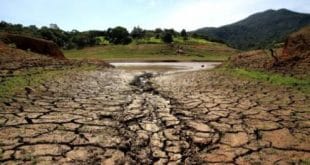 Brasil - Sistema Cantareira fica abaixo de 6%