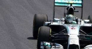 F1 - Nico Rosberg segura Lewis Hamilton no GP de Brasil e esquenta briga