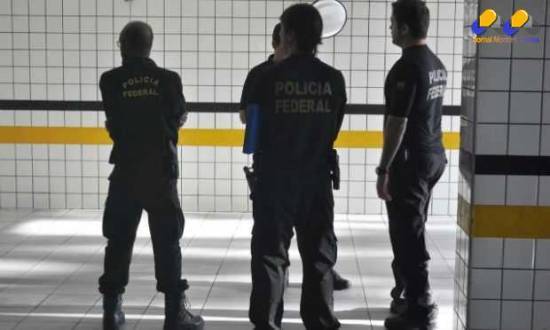 Participam da ação 248 policiais federais com o apoio de 54 servidores da Receita Federal