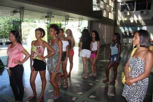 BELEZA NEGRA 2014 - Semifinal será realizada nesta sexta-feira