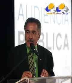 Coluna - Ufa! Vitória da OAB. Cai o número de formandos em direito