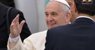 Papa Francisco inicia visita de três dias à Turquia
