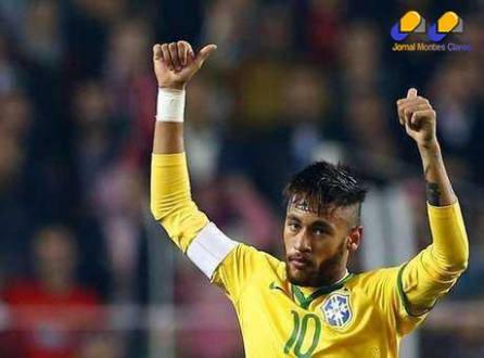 Neymar comemora gol do Brasil sobre a Turquia em Istambul.