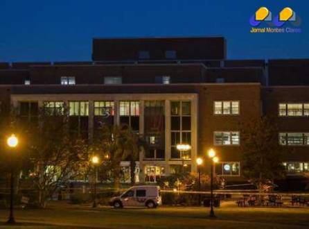 Atirador invadiu a Biblioteca da Universidade e abriu fogo