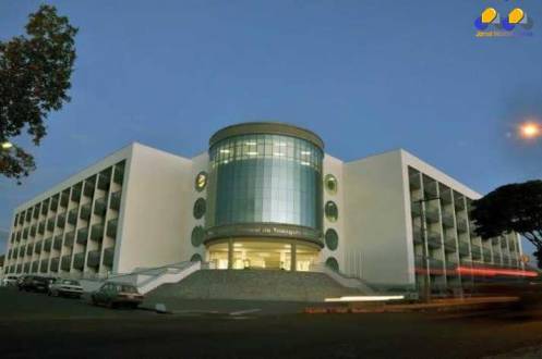 MG - Universidade Federal do Triângulo Mineiro é proibida de exigir documento autenticado em concursos