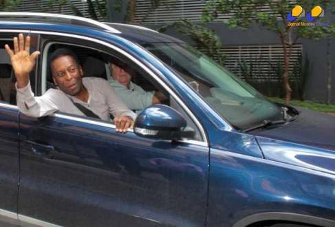 Futebol - Em UTI para tratamento especial nos rins, Pelé apresenta quadro delicado