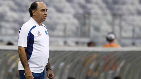 Marcelo Oliveira vai colocar o que de melhor tiver disponível contra o Criciúma