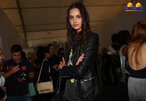 Elle Ferraz na SPFW (Foto: Iwi Onodera / EGO)