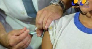 Saúde - Meninas de 12 e 13 anos têm até dezembro para receber a vacina contra o HPV