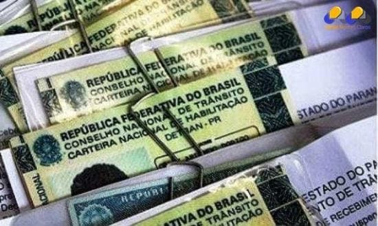 Brasil - Denatran apresenta mudanças nos modelos de carteira de habilitação com novos itens de segurança