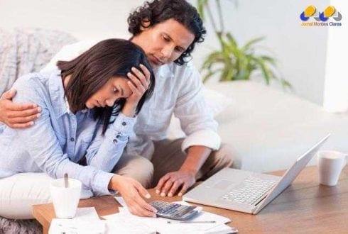 Cresce número de endividados e inadimplentes entre novembro e dezembro