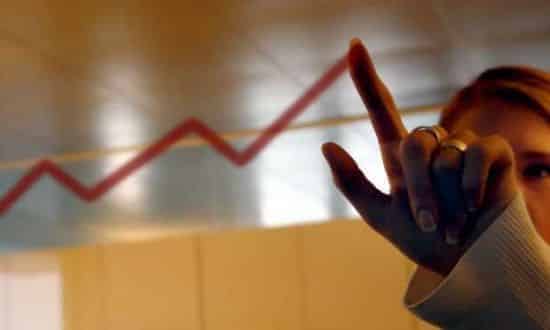Economistas ainda preveem inflação acima do teto da meta em 2015