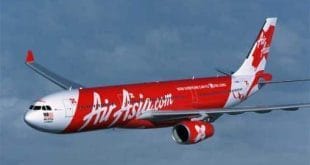 Ásia - Avião da AirAsia desaparece na Indonésia com 162 pessoas a bordo