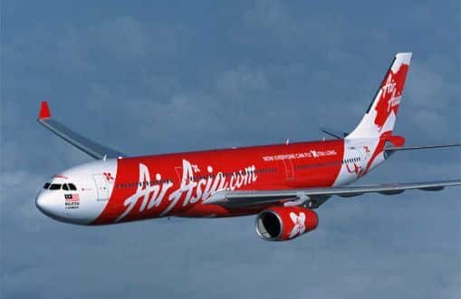 Ásia - Avião da AirAsia desaparece na Indonésia com 162 pessoas a bordo