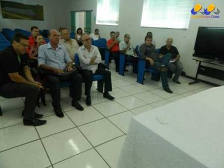 Norte de Minas - Prefeitos da Associação de Municípios da Bacia do Médio São Francisco vão fechar as portas