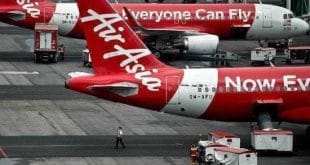 Ásia - Sem sinais de avião desaparecido, buscas são suspensas neste domingo