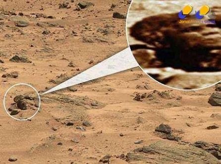 Rosto de Obama? Pedra que aparece em foto de Nasa de 2005 levantou polêmica na internet
