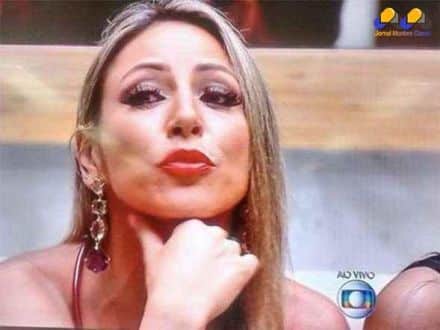 'BBB 15' - Armação? Globo erra a vinheta e anuncia Fran eliminada logo no início do programa