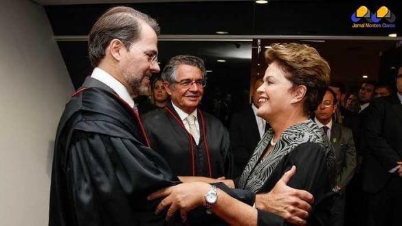 Dilma assina aumento do salário para ministros do STF