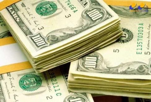 Dólar sobe a R$ 2,71 com espera por Levy e queda das commodities
