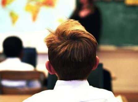 Escola para estudantes gays gera debate no Reino Unido