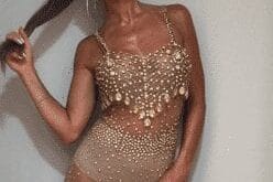 Sabrina Sato usa look transparente para ensaio de Carnaval