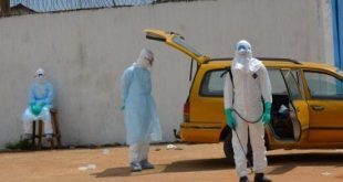 África - Ebola diminui lentamente na África Ocidental e países se voltam para a recuperação