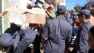 Montes Claros - Homem morre após ser atropelado por carro no Santa Rita Fotos: Sd Emiliano CBMMG