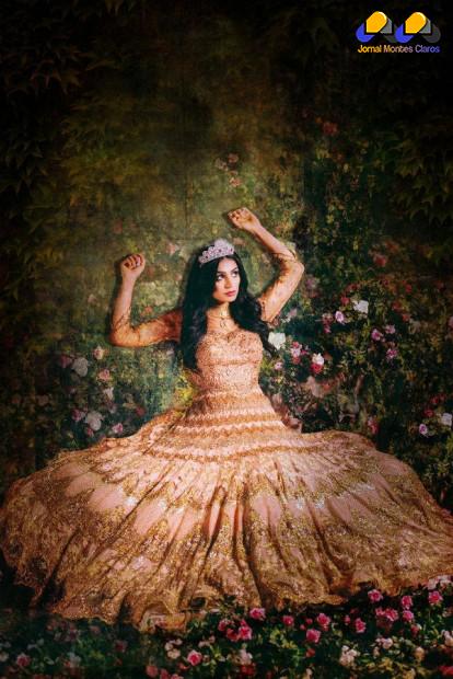 Disney-Princesses-wearing-Indian-outfits19__880 (Jornal Montes Claros)