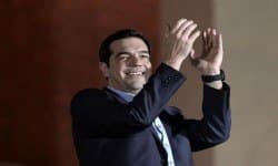 O governo do primeiro-ministro Alexis Tsipras conquistou a possibilidade de apresentar a própria lista de reformas à Eurozona Foto: Aris Messinis/AFP