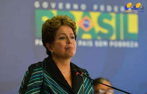 Popularidade de Dilma Rousseff despenca por causa de denúncias na Petrobras