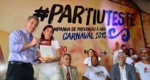 Campanha “Partiu teste” tem como base o tripé camisinha, teste e medicamento. Foto: Tatiana Azeviche / Setur