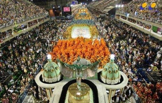 Carnaval 2015 - Escolas de samba do Rio de Janeiro iniciam desfiles na noite desta sexta-feira (13)