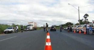 MG - DER reforça ações de fiscalização e realiza blitz educativa durante a Semana Santa