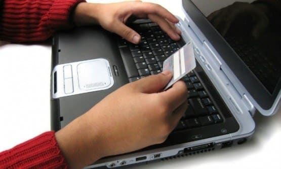 Os dados também mostram que o consumo feminino está em crescimento Foto: internet