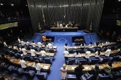 Senado Federal aprova projeto que muda regra para fusão de partidos políticos