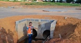 A Defesa Civil Municipal de Montes Claros, após receber denúncia, esteve em um loteamento localizado nas imediações do Parque Municipal Milton Prates.