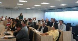 Norte de Minas - Estado de Minas Gerais começa a pagar transporte escolar após prefeituras ameaçarem suspender as atividades.Norte de Minas - Estado de Minas Gerais começa a pagar transporte escolar após prefeituras ameaçarem suspender as atividades.