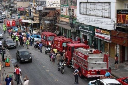 Várias viaturas foram chamadas para participar do resgate