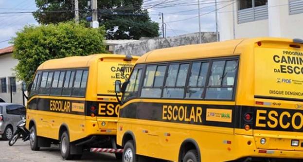 Norte de Minas - Sem verba, transporte escolar é interrompido em mais de 30 municípios do Norte de Minas