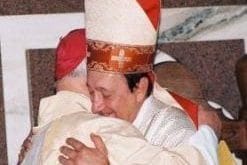 Montes Claros - Dom José preside missa de despedida de Dom Geraldo Majela