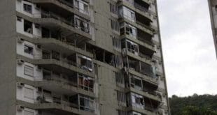 Defesa Civil isolou o prédio inteiro