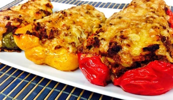 Gastronomia - Receita de Pimentões recheados com molho de tomate