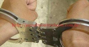 Montes Claros - Polícia Militar apreende drogas no bairro Maracanã