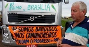 Greve de caminhoneiros perde força no 3º dia de protestos