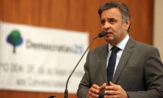 Aécio reconheceu que não acredita que Dilma tenha sido beneficiária pessoal da corrupção Foto: George Gianni/ PSDB