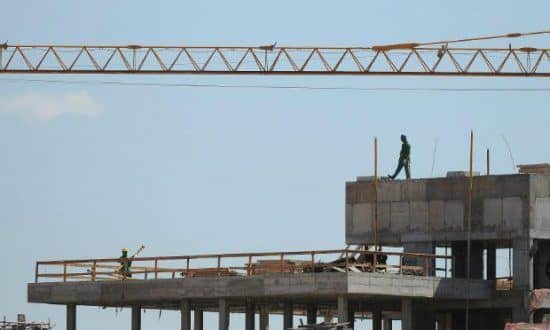 Prioridade é estimular a construção civil