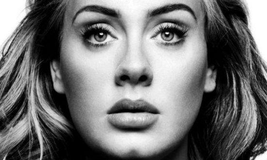 O álbum é constituído principalmente por canções inspiradas em dramas da vida e nostalgias da infância da cantora e é o primeiro disco que Adele lança em quatro anos.