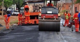 Montes Claros - MPE quer a interrupção de obras de asfalto em Montes Claros